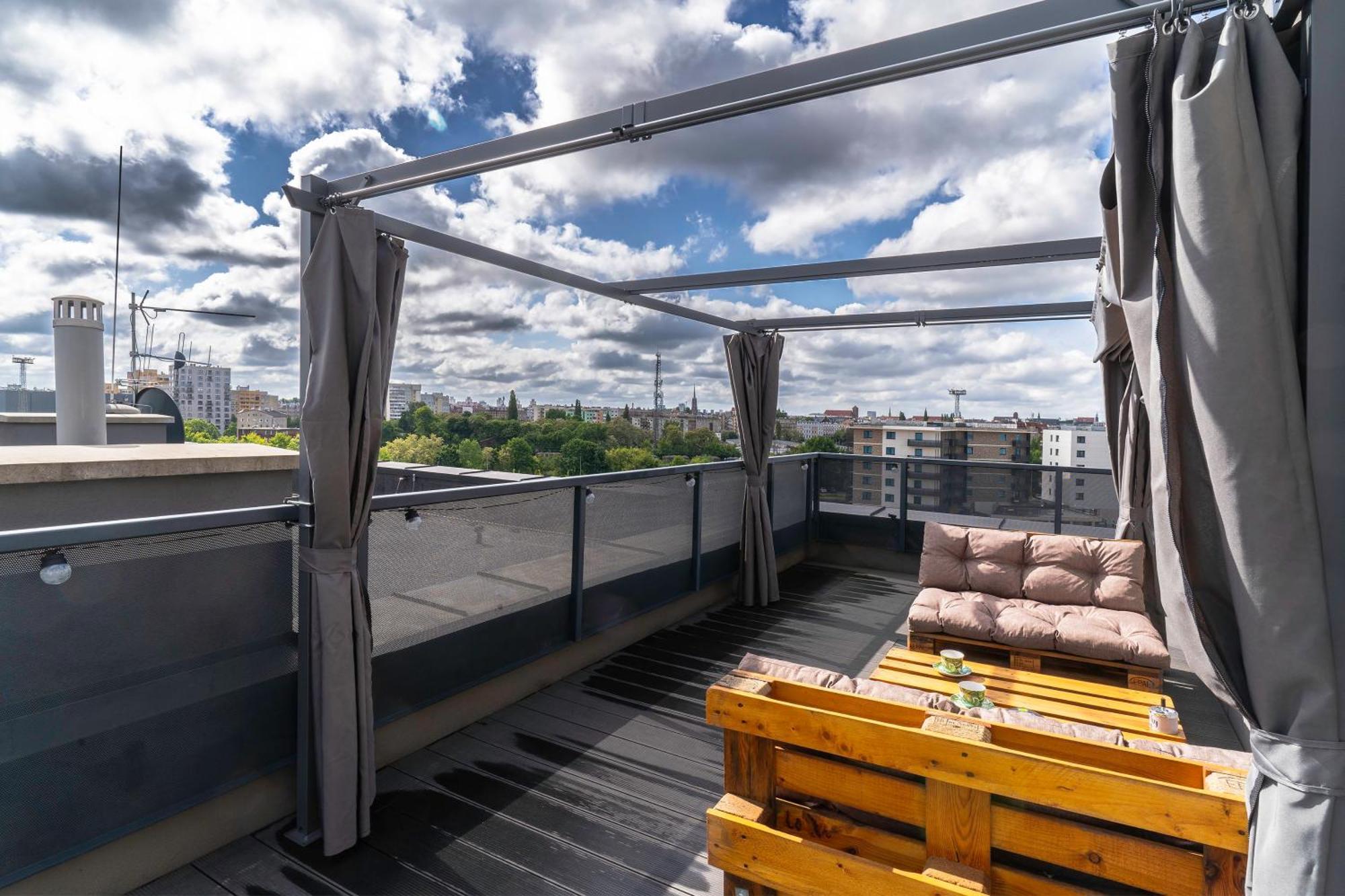 Apartament Z Tarasem I Miejscem Postojowym *